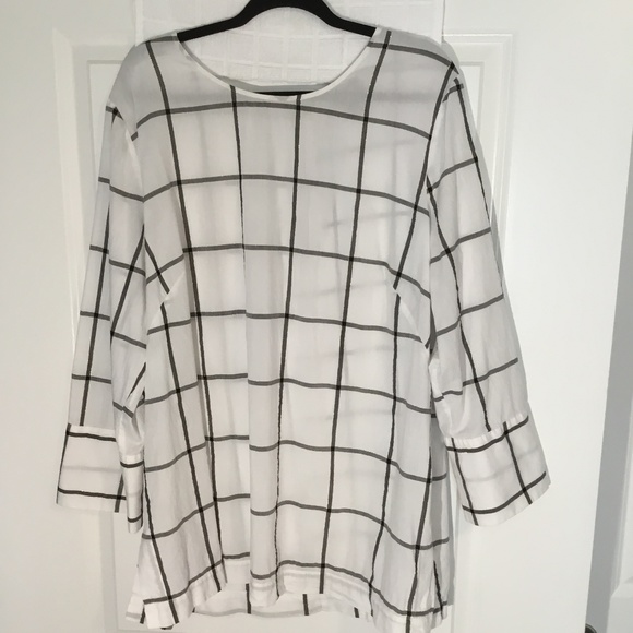 Liz Claiborne Tops - Liz Claiborne Women’s Pullover Top White/ Gray/ Gold Size XXL